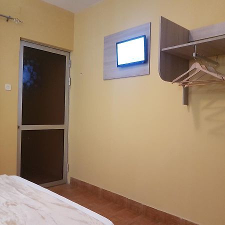 Hotel Pensao Asa Branca Assomada Exterior foto